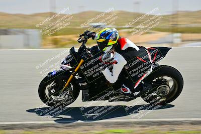 media/Apr-13-2025-TrackXperience (Sun) [[fb1ef998a6]]/Level 2 (Intermediate)/Turn 8 (Session 3)/